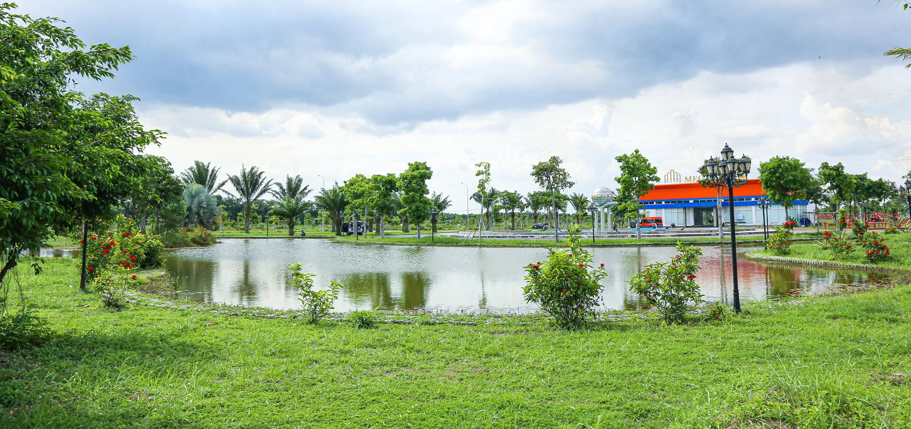 Khu đô thị Mega City 2