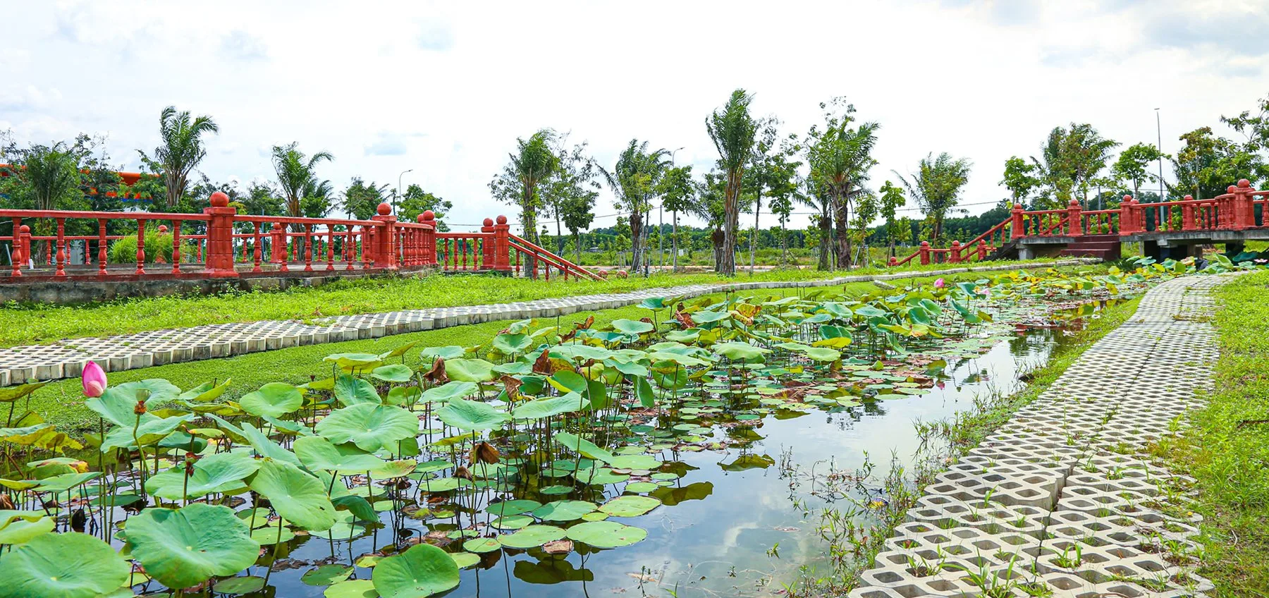 Khu đô thị Mega City 2