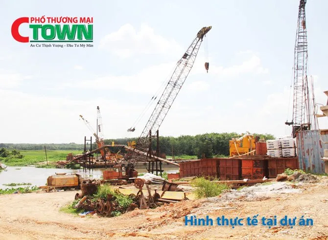 Phố thương mại C-Town