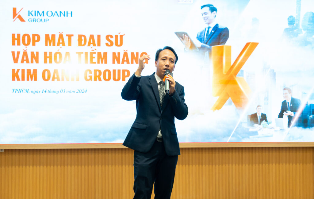 Ông Nguyễn Lương Thọ, Phó Tổng Giám đốc Vận hành Tập đoàn gửi lời chúc mừng và mong các ĐSVHTN tiếp tục tham gia nhiệt tình vào các hoạt động sắp tới