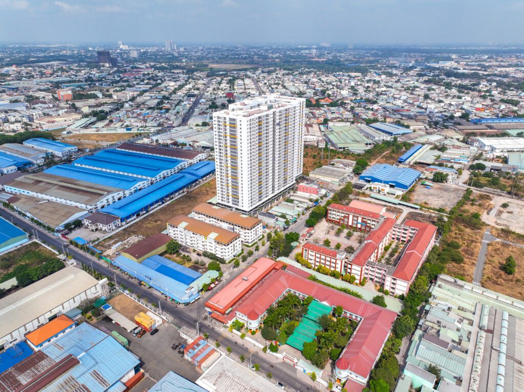 Dự án Legacy Prime tại Thành phố Thuận An chuẩn bị bàn giao đang được nhiều khách hàng giao dịch. 