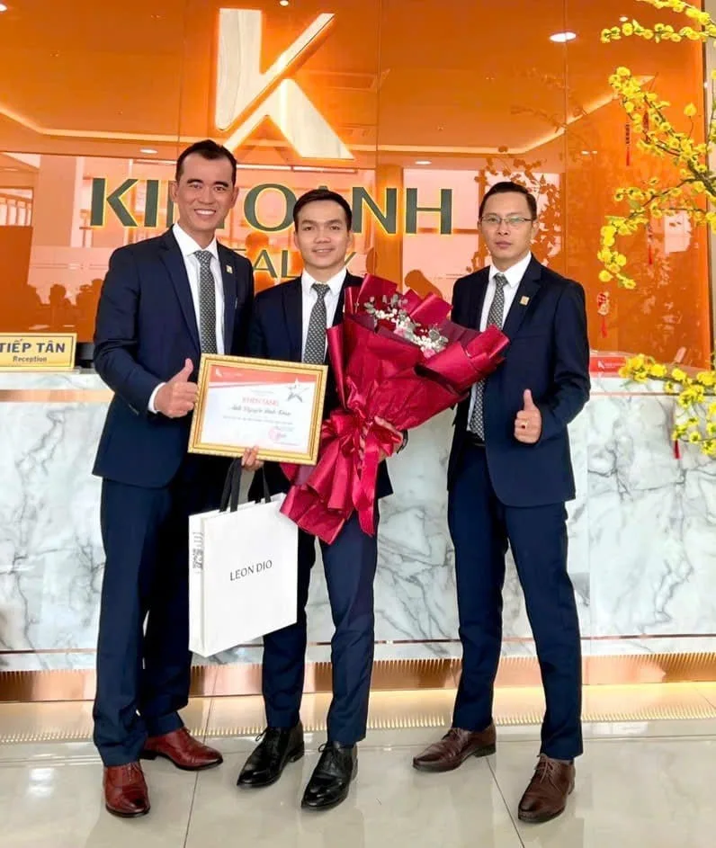Anh Đình Toàn duy trì thành tích bán hàng ổn định và luôn nằm trong top dẫn đầu