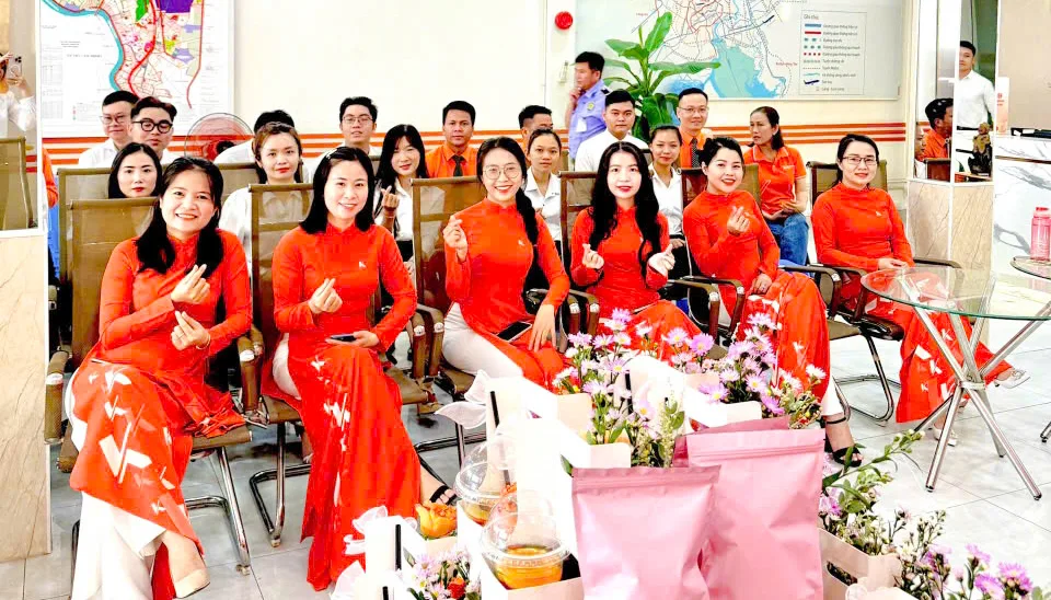 Kỉ niệm ngày quốc tế Phụ Nữ tại Kim Oanh Group