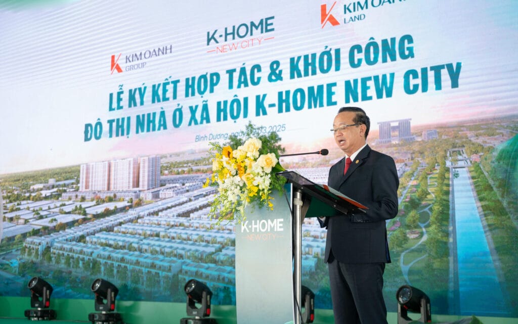 Ông Bùi Minh Thạnh – Phó chủ tịch UBND tỉnh Bình Dương phát biểu tại buổi lễ