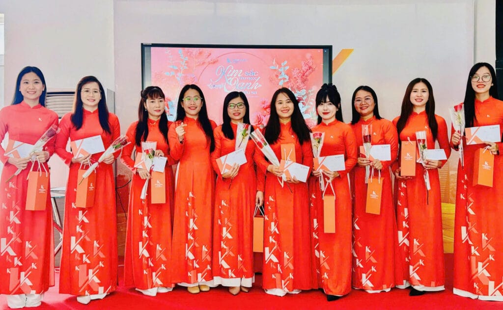 Kỉ niệm ngày quốc tế Phụ Nữ tại Kim Oanh Group