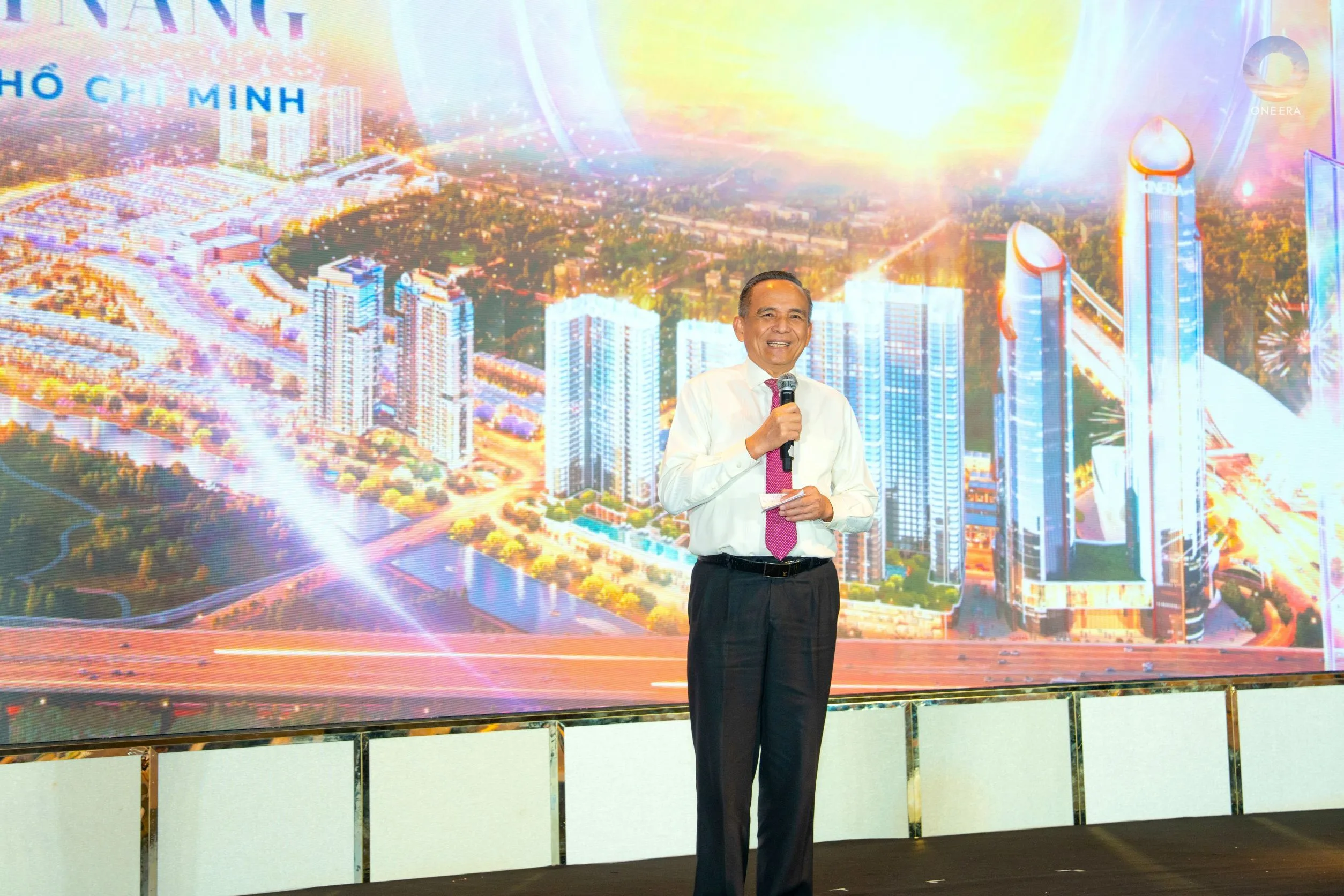 Ông Lê Hoàng Châu – Chủ tịch Hiệp hội Bất động sản TP.HCM phát biểu tại sự kiện